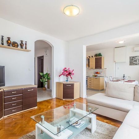 Apartment Lucky 1 Rijeka Bagian luar foto